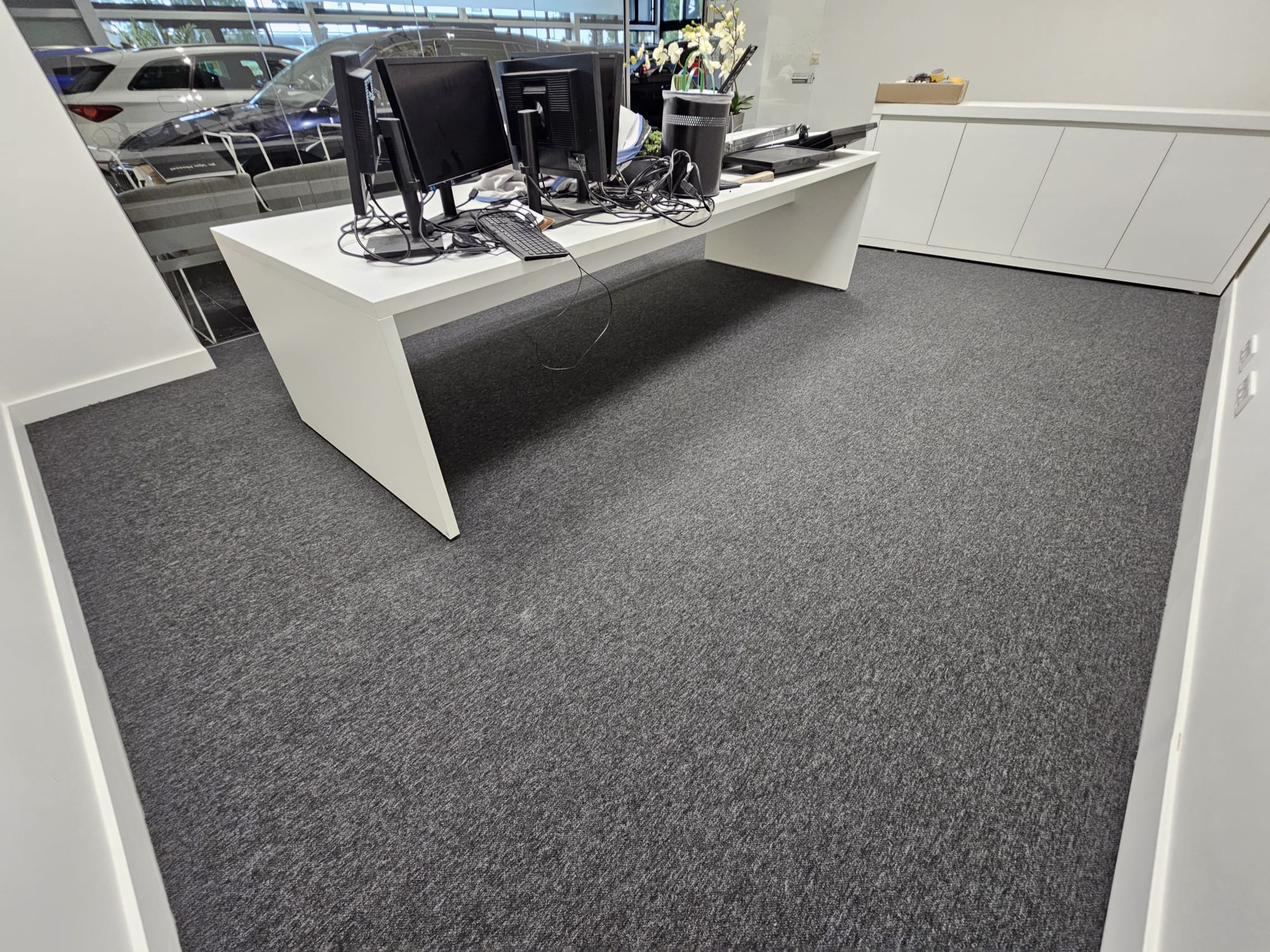 Tapijttegels Van Mossel kantoor